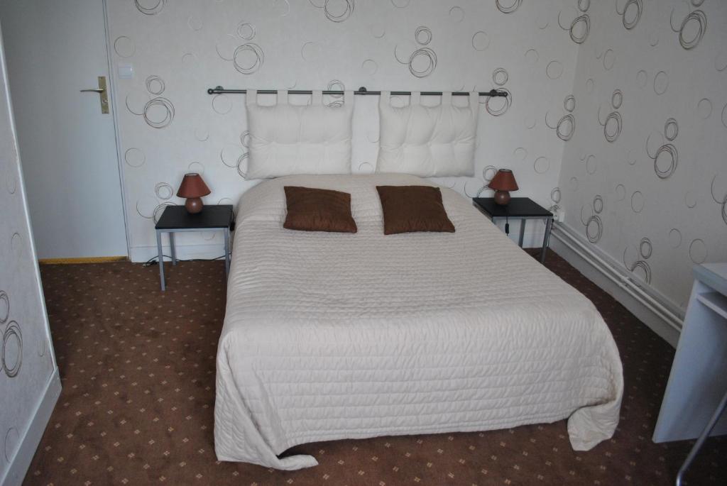 Grand Hotel De L'Etoile Courtenay  Quarto foto